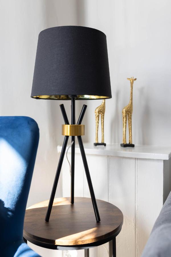 Modern & Stylish Home At The Corner Of Famous Penny Lane In リヴァプール エクステリア 写真